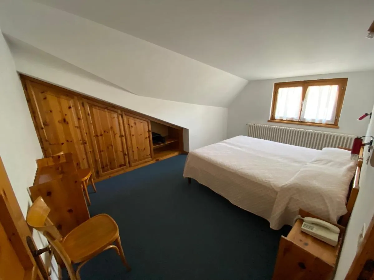 Meuble Sci Sport Hotel Bormio
