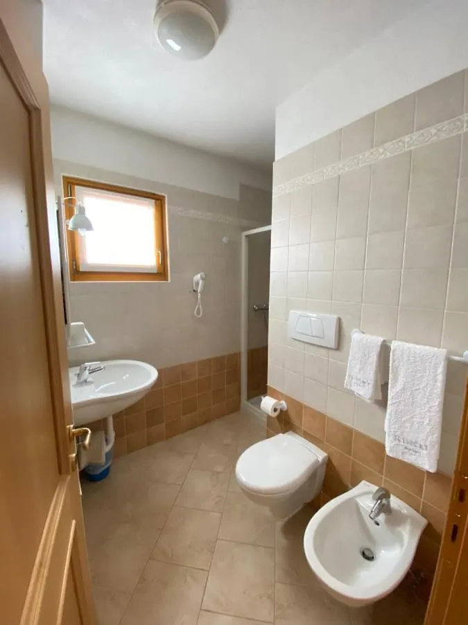***  Meuble Sci Sport Hotel Bormio Italy