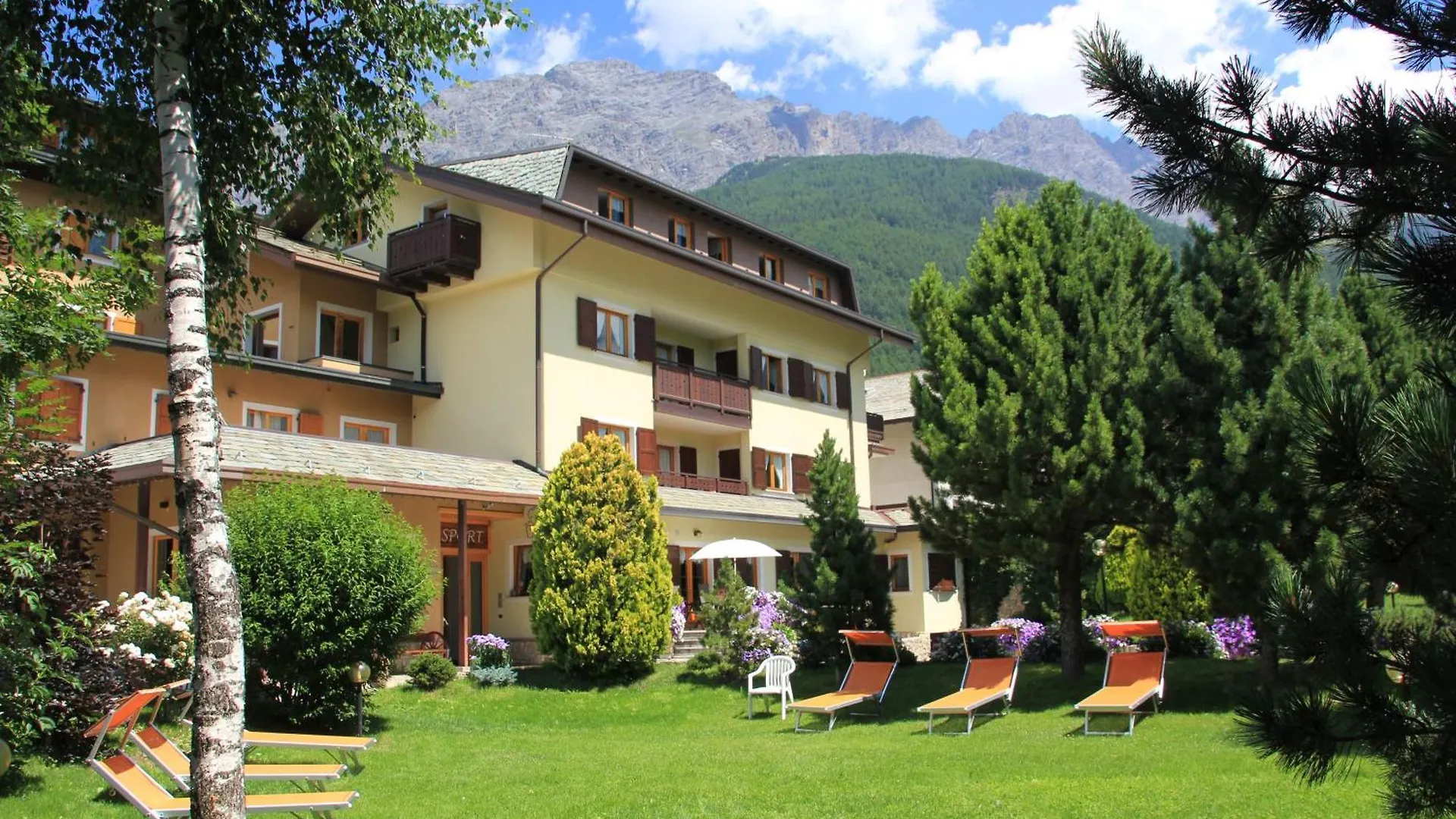 Meuble Sci Sport Hotel Bormio