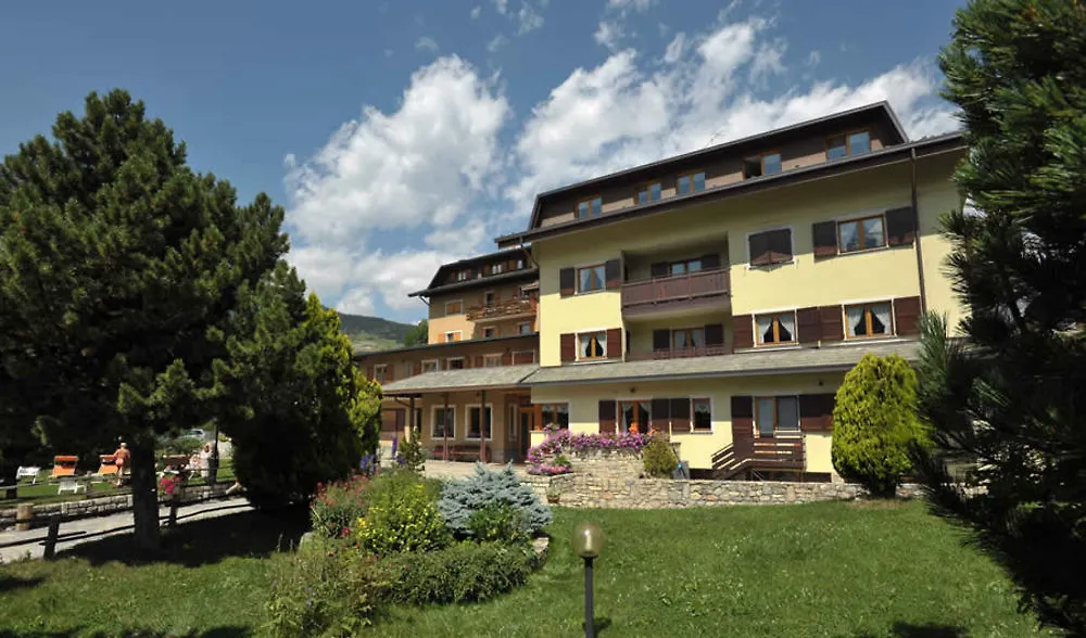 Meuble Sci Sport Hotel Bormio 3*,